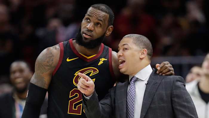 LeBron-James-Tyronn-Lue